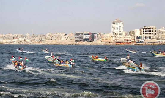 إصابة مشاركين بمسير القوارب لكسر الحصار عن غزة برصاص الاحتلال