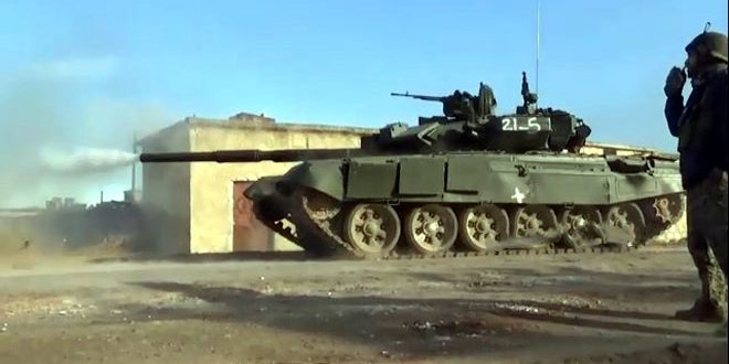 وحدات من الجيش تدمر مقرات قيادة ومستودع أسلحة للتنظيمات الإرهابية في ريفي إدلب وحماة