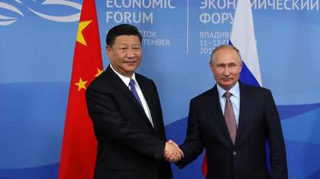 روسيا والصين تؤيدان استخدام العملات الوطنية