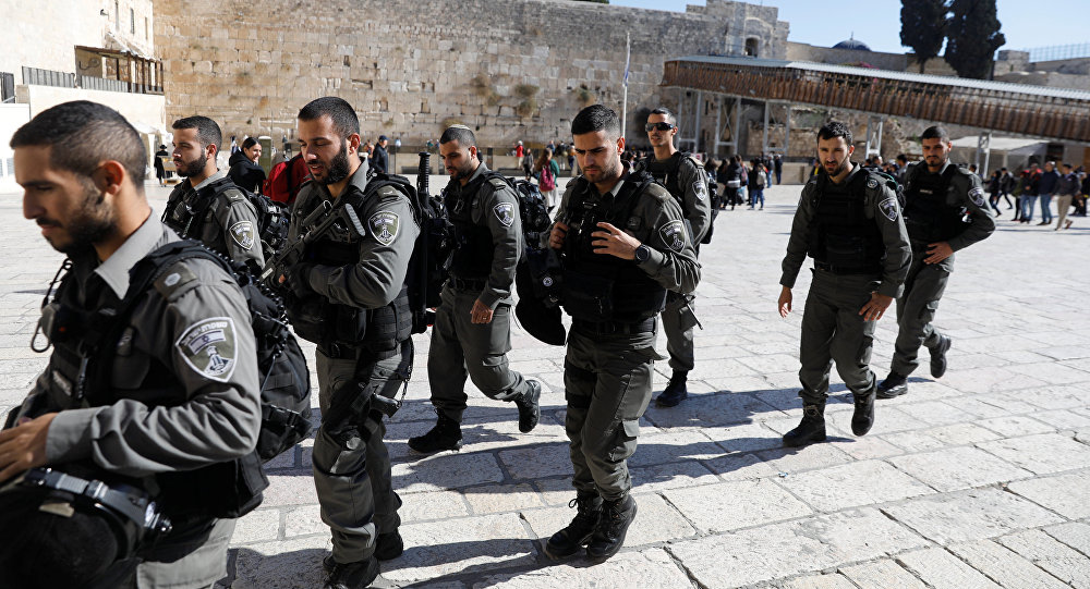 "إسرائيل" تستنفر قواتها وسط دعوات للخروج بمسيرات بشأن القدس