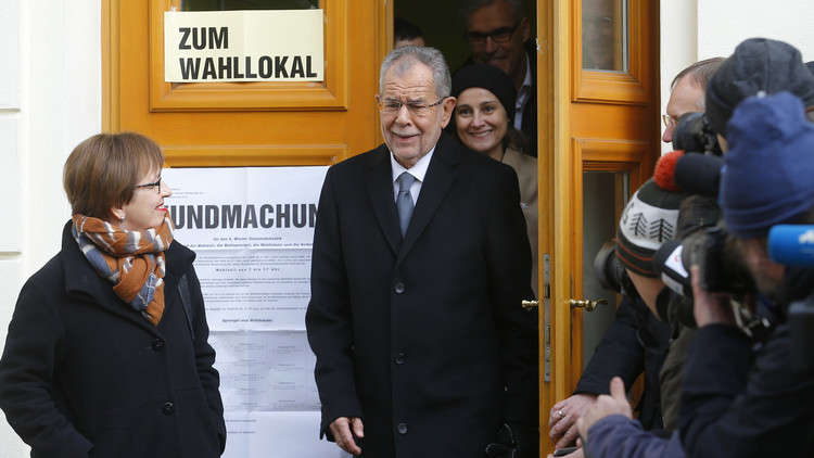 رئيس النمسا يحث على عدم إثارة العلاقات مع روسيا بسبب الاشتباه في التجسس