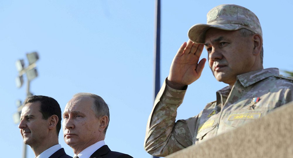شويغو يشكر العسكريين على تأمين زيارة بوتين إلى سورية
