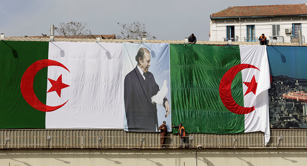 مرشح للانتخابات الجزائرية: تعالوا ننقد السفينة لأنها آيلة للغرق بالجميع دون استثناء