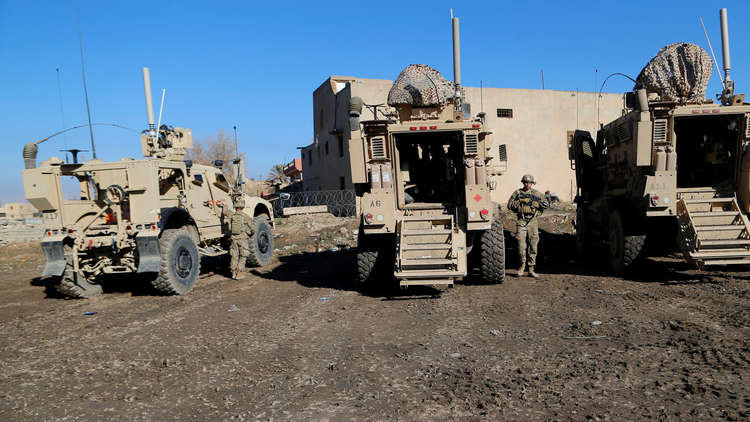 الجيش الأمريكي ينشر تعزيزات عسكرية على حدود العراق مع سورية