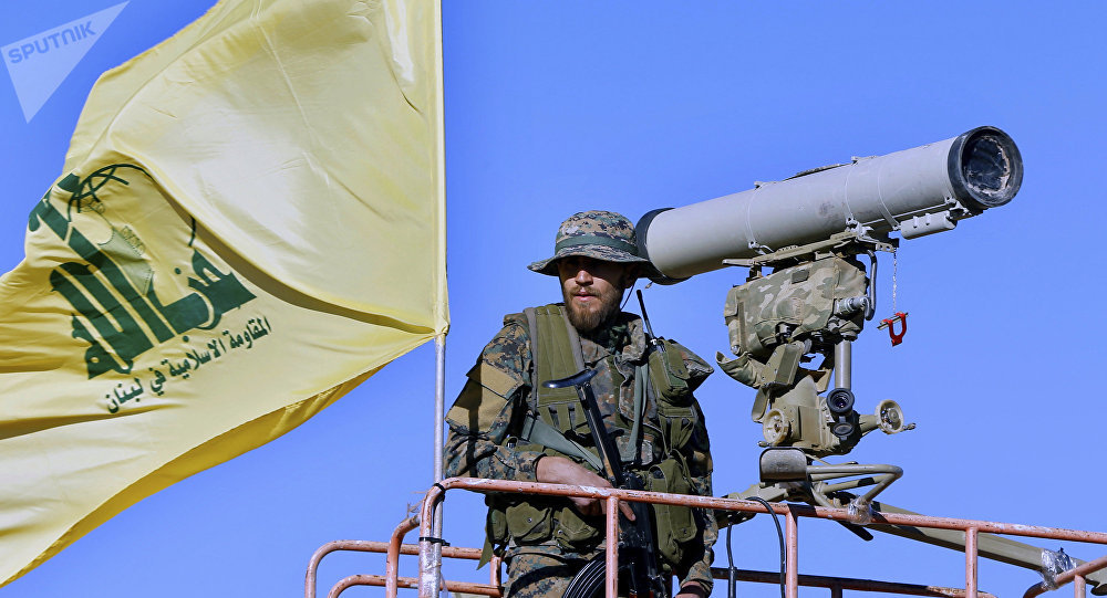 بعد مفاجأة مصانع السلاح...جيش ضخم ينتظر إشارة من "حزب الله"