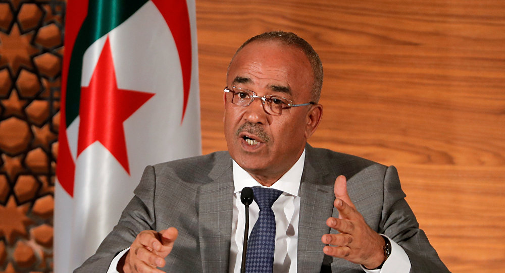 الرئاسة الجزائرية بصدد الإعلان عن حكومة تصريف أعمال تضم عددا من الوزراء الجدد