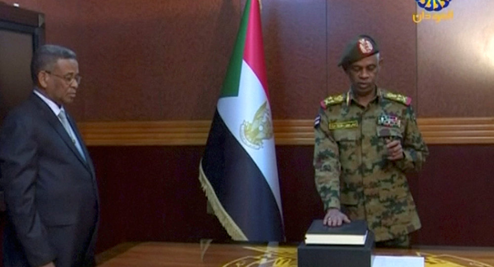 تعيين الفريق أول عبد الفتاح البرهان رئيسا للمجلس العسكري الانتقالي في السودان