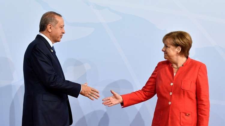 ألمانيا تبدي استعدادها لتخفيف التوتر في علاقاتها مع تركيا