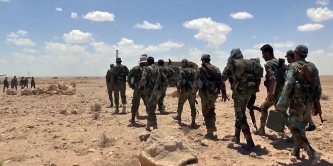 وحدات من الجيش تكبد إرهابيي "جبهة النصرة" خسائر بالأفراد والعتاد في ريف إدلب الجنوبي
