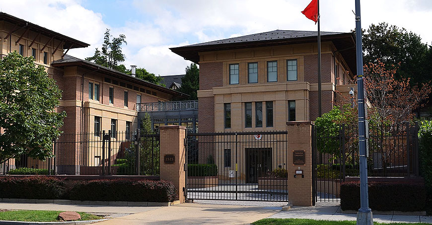 السفارة التركية في واشنطن تنفي تقديم ضمانات لأمريكا وترفع القيود عن إصدار التأشيرات