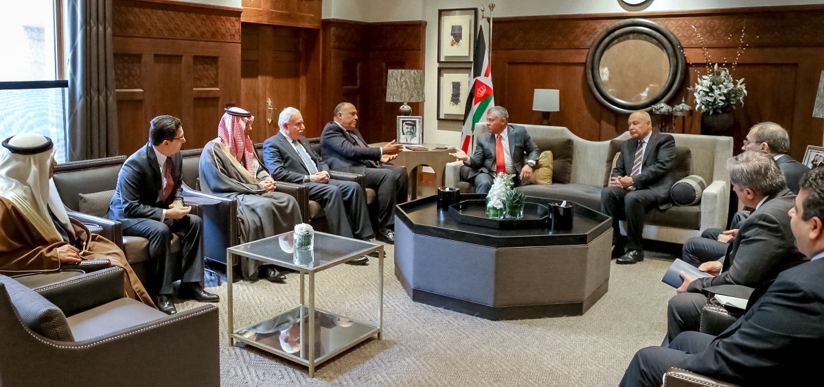 ملك الأردن يستقبل الوفد الوزاري العربي لبحث تداعيات قرار ترامب
