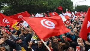 رغم الاحتجاجات.. الحكومة التونسية "لن تتراجع" عن إجراءات التقشف