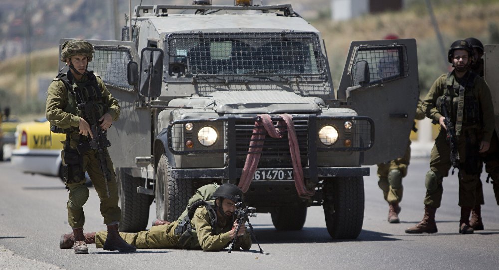 إصابة عشرات الفلسطينيين بالاختناق في مواجهات مع القوات الإسرائيلية