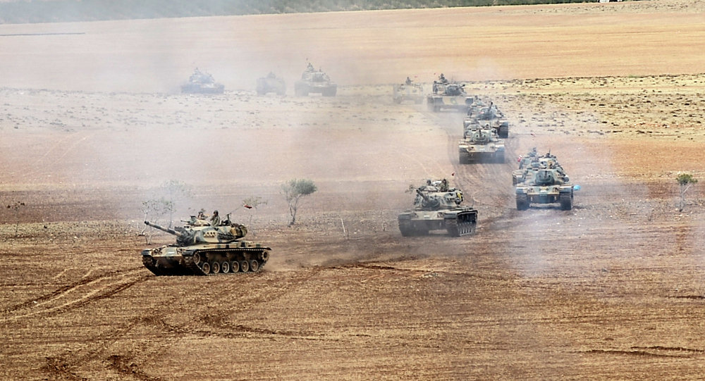 تحركات عسكرية وتعزيزات تركية على الحدود السورية