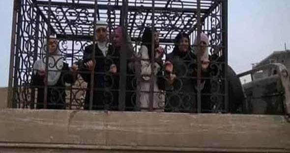 تحرير 24 مختطفا لدى المجموعات الإرهابية في منطقة عربين بغوطة دمشق الشرقية