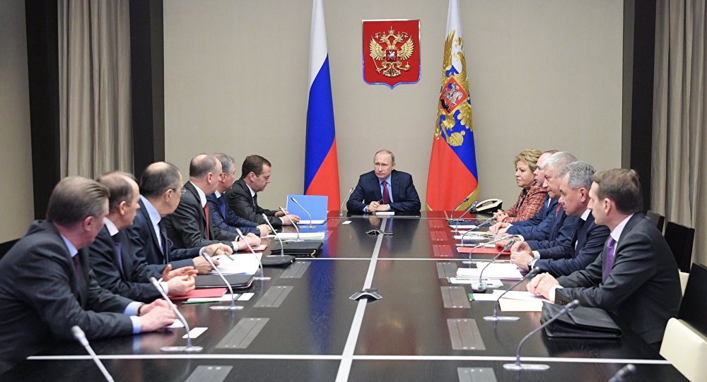 بوتين يبحث مع مجلس الامن الروسي   التحضير لمؤتمر سوتشي والوضع في عفرين