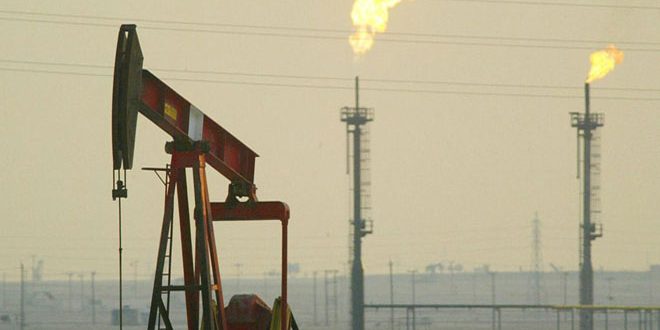 النفط يسجل أكبر خسارة أسبوعية في عامين