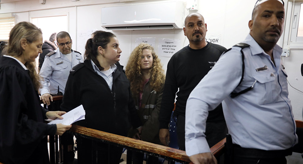 القضاء الإسرائيلي يقرر تمديد اعتقال عهد التميمي
