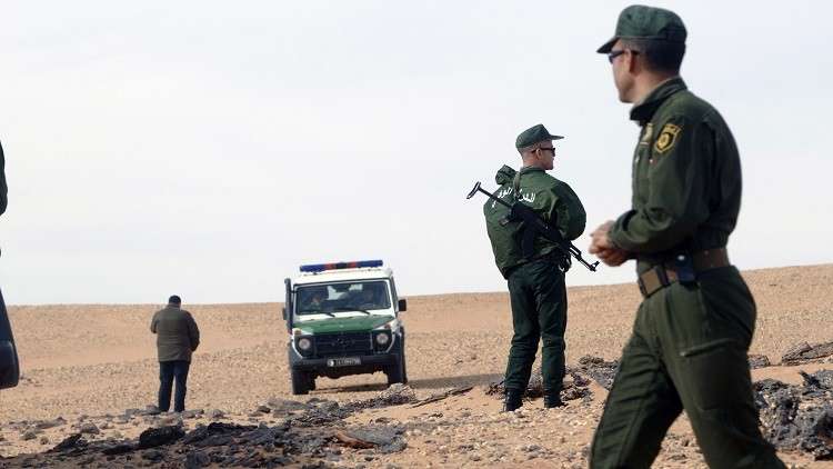 مقتل 5 عسكريين جزائريين بينهم ضابط بانفجار لغم شرق البلاد