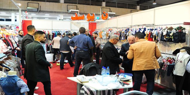 300 شركة محلية و800 زائر من خارج سورية في فعاليات معرض صنع في سورية