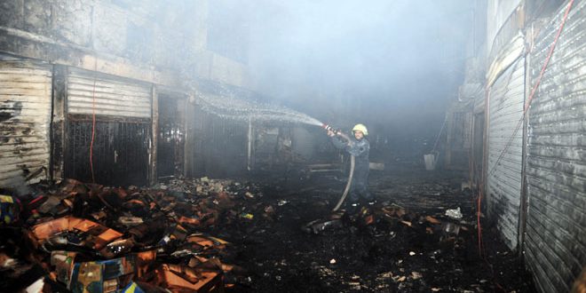 وفاة شخصين وأضرار بعشرات المحلات التجارية إثر حريق في سوق الهال بدمشق