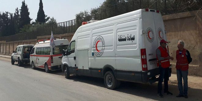 التنظيمات الإرهابية تواصل احتجازها للمدنيين في الغوطة وتمنعهم من المغادرة عبر الممر الآمن المؤدي إلى مخيم الوافدين