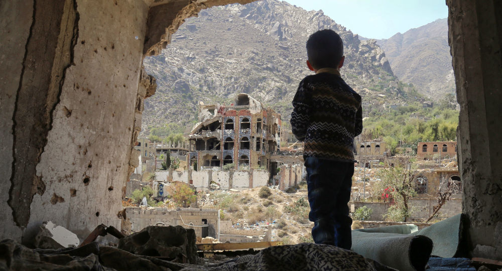 مقتل 4 يمنيين بينهم طفلة في غارة للتحالف على تعز