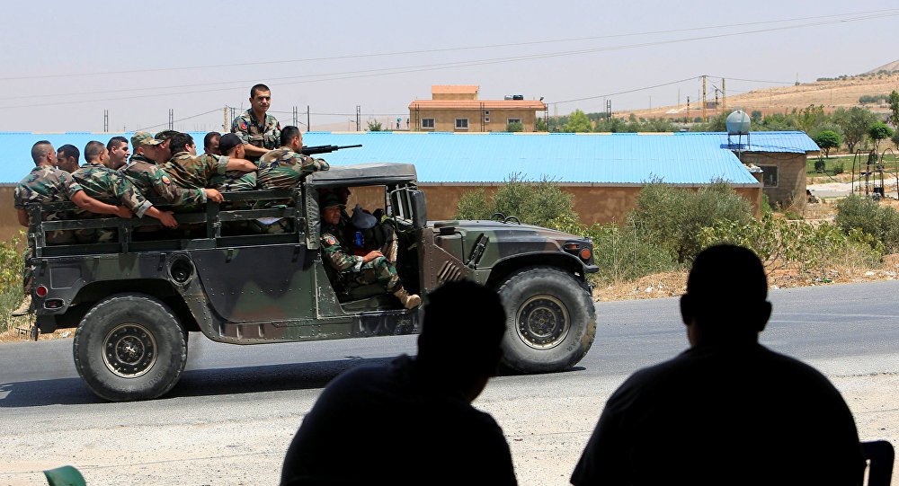 الأمن اللبناني يوقف شبكة تراقب الجيش وتحول الأموال لـ"داعش" في سورية
