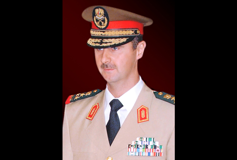 السيد الرئيس الفريق بشار الأسد يهنئ قواتنا المسلحة بعيد الفطر السعيد