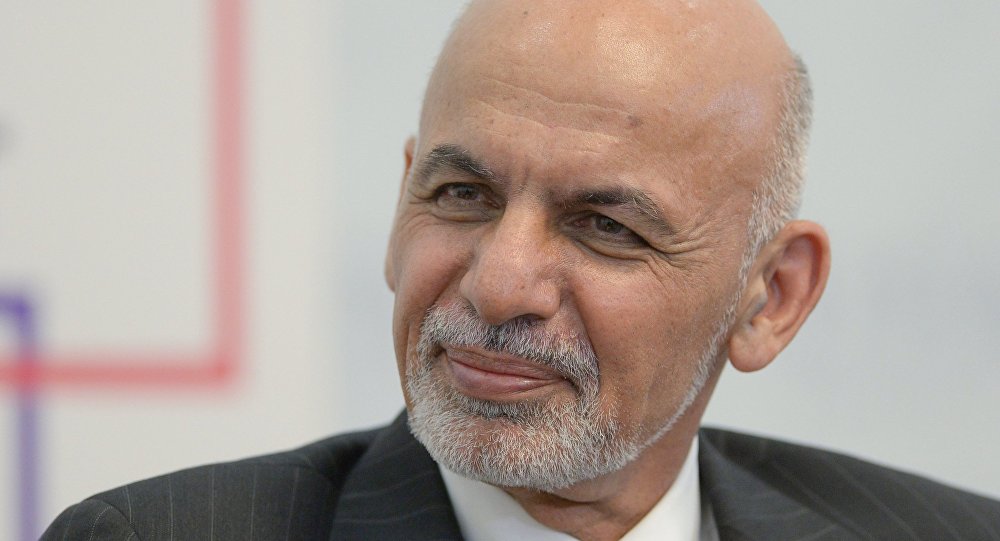 الرئيس الأفغاني يمدد الهدنة مع طالبان من جانب واحد عشرة أيام