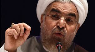 الرئيس الإيراني يوجه بإمداد مناطق الزلزال بالاحتياجات اللازمة في أسرع وقت