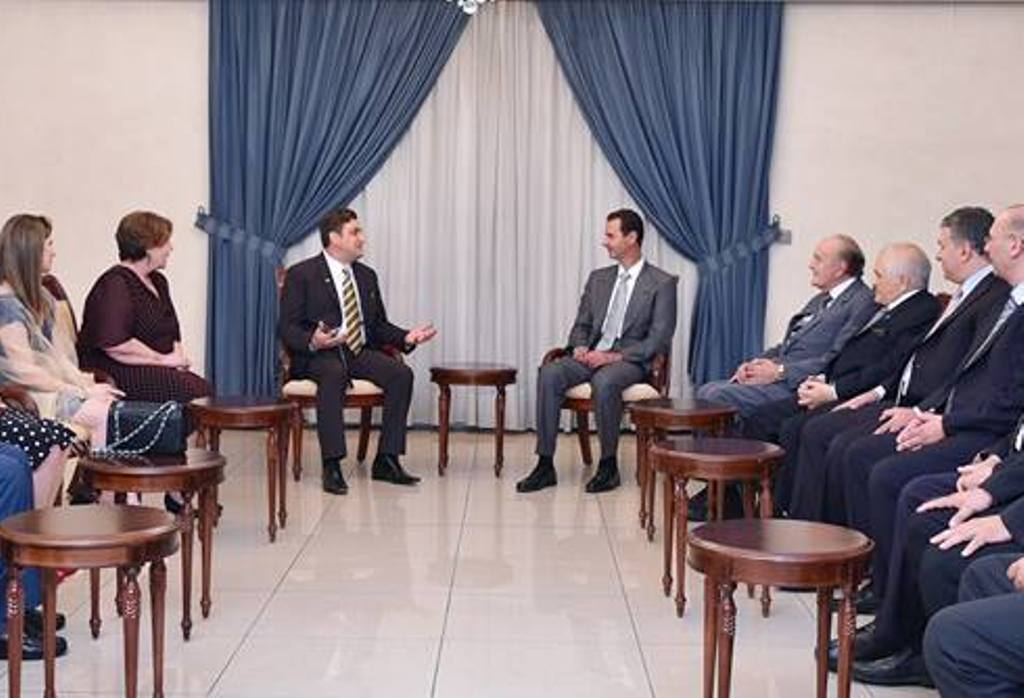 الرئيس الأسد يستقبل وفد منظمة اتحاد الجاليات العربية