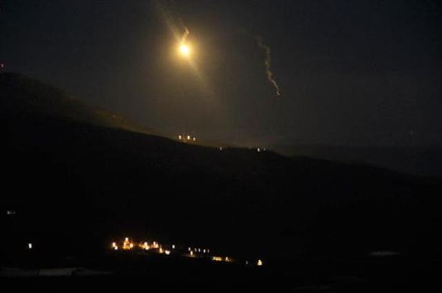 إسرائيل مرتبكة بعد صاروخي الجولان: فعلها "حزب الله"