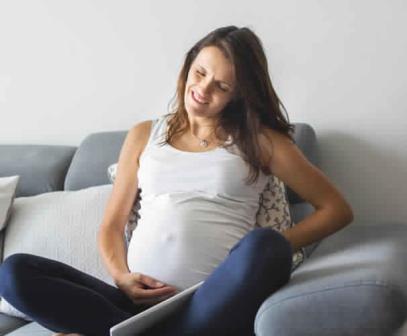 أعراض الولادة في الشهر التاسع 3حقائق طبية و8 علامات