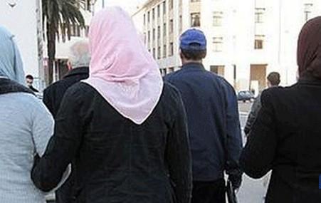 المغرب يقبض على جندي يصور مؤخرات النساء