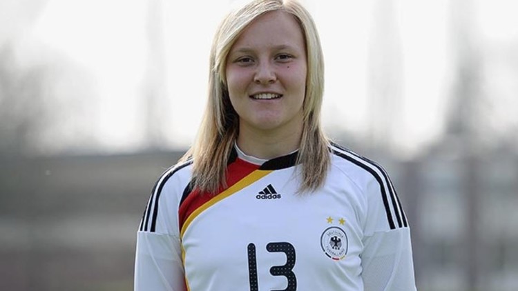 حادث مروع يفجع منتخب سيدات ألمانيا لكرة القدم