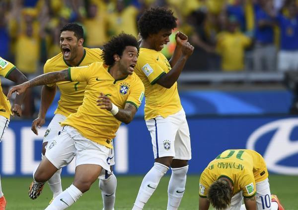 البرازيل تحلم بالنجاة من جديد أمام الجيل الذهبي لكولومبيا