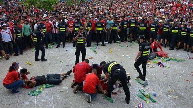 أعنف مجازر كرة القدم: طعن 3 مشجعين في كوستاريكا