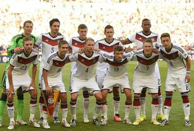 من هم لاعبي المنتخب الالماني بطل مونديال 2014 ؟ 