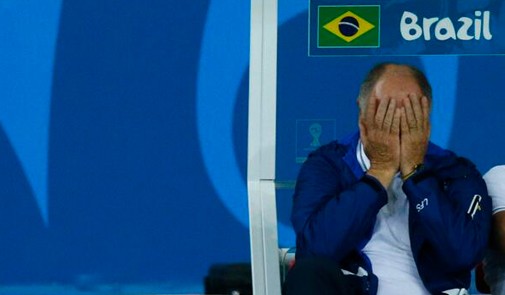 بعد الكارثة.. إقالة مدرب المنتخب البرازيلي سكولاري! 