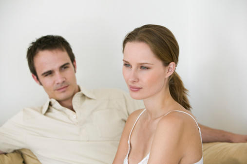 مؤشرات على بداية الانفصال وأسباب تراجع الحب بين الأزواج