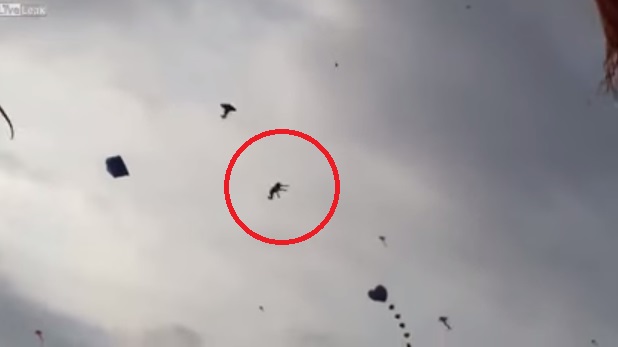 فيديو مرعب يظهر لحظة سحب طائرة ورقية لطفل ووفاته