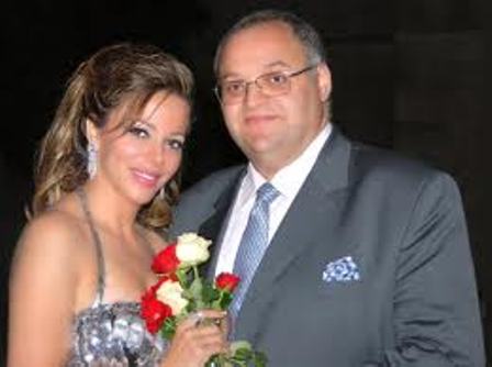 سوزان نجم الدين تدرس الزواج من مصري