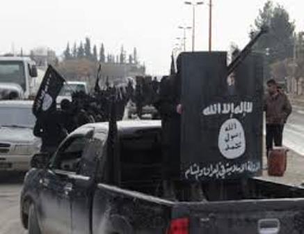 هزائم «الدولة الإسلامية» تتوالى في دير الزور... وحلب تشتعل