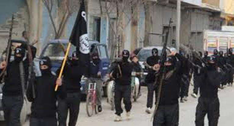 بالتفاصيل : هكذا دخلت داعش إلى مخيم اليرموك