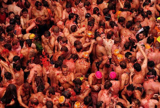 اسبانيا تستعد لتكتسي بالأحمر في مهرجان البندورة