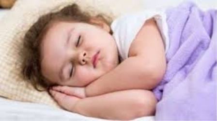 كم هي مدة النوم الصحي للأطفال؟