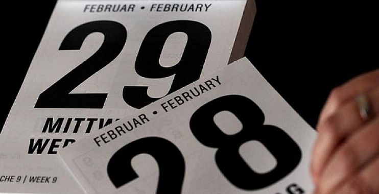 هل تساءلت يوماً لماذا يأتي فبراير 28 يومًا فقط؟