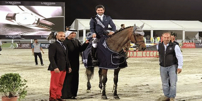 الفارس أحمد حمشو يفوز بمسابقة الجائزة الكبرى لفئة النجمتين ببطولة العين الدولية لقفز الحواجز