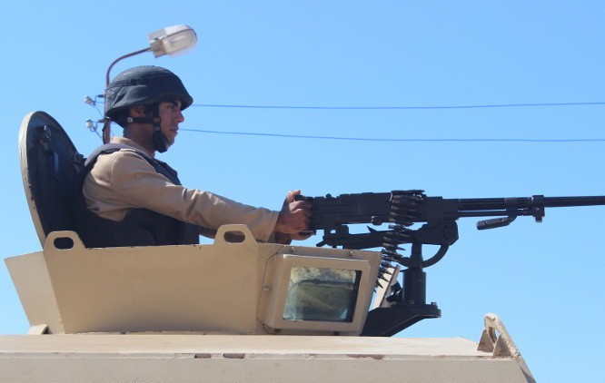 مقتل 10 عسكريين مصريين و15 إرهابيا في سيناء